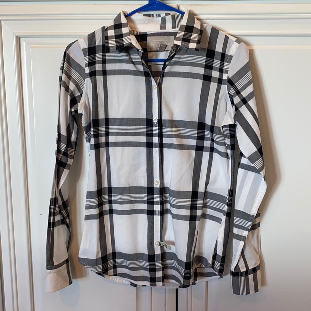 Banana Republic 100% cotton button-up plaid